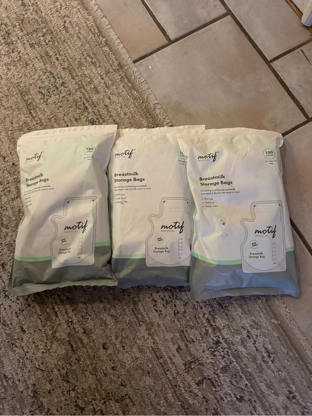 Motif Medical Breastmilk Storage Bags Unopened Qty 3 - 100 count Bags  Total 300